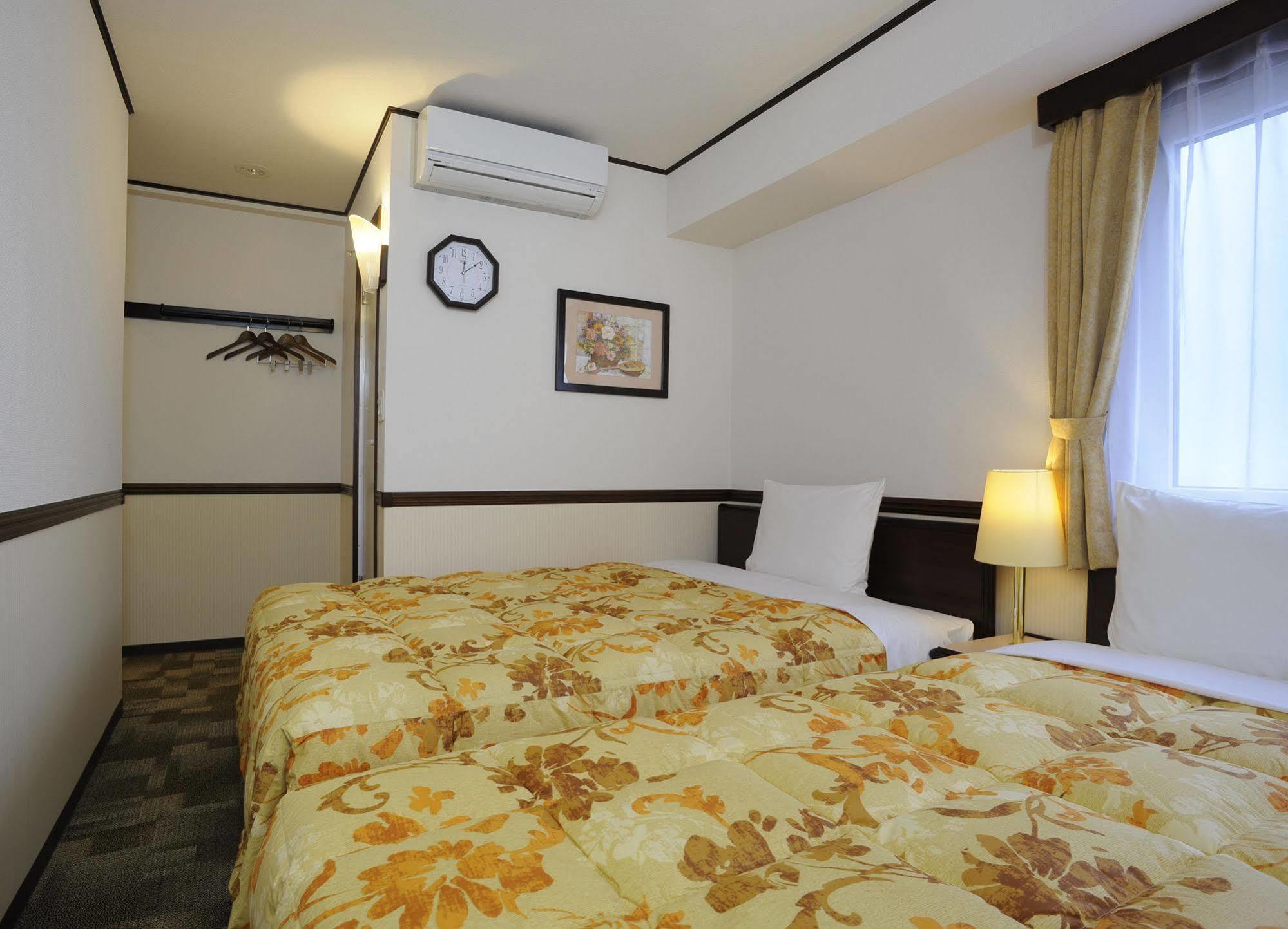 Toyoko Inn Ichinoseki Ekimae Esterno foto